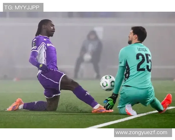 足球球星最近是否又长高了背后原因揭秘和身体发育新趋势分析