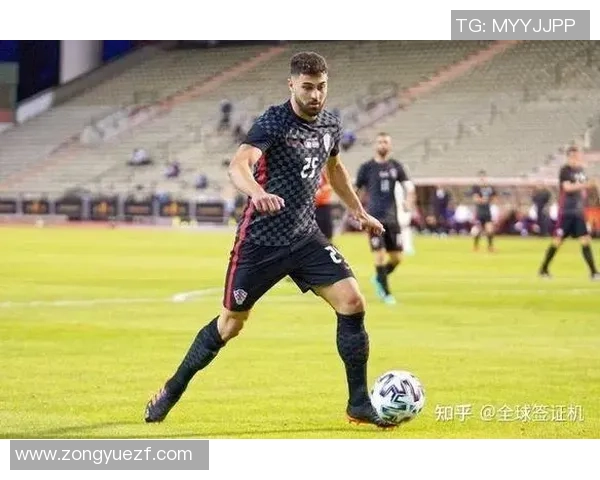 近代世界足球球星实力排名分析与榜单揭晓